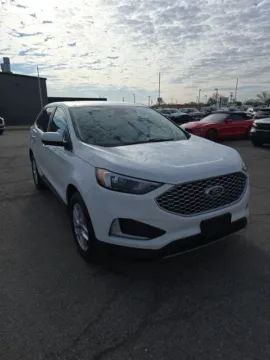 White 2024 Ford Edge SEL for sale in Independence, KS