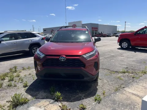 Unknown 2024 Toyota RAV4 Hybrid LE for sale in Independence, KS