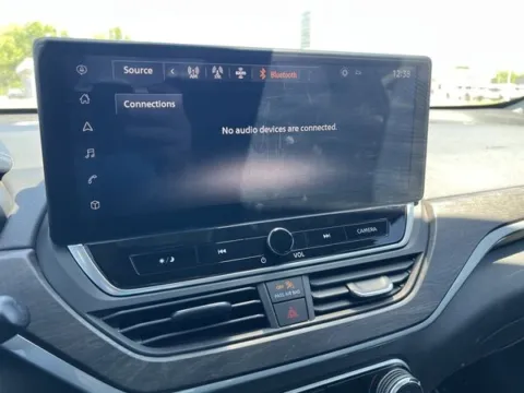 More photos of 2023 Nissan Altima 2.5 SL at Quality Motors Chrysler Dodge Jeep Ram, KS