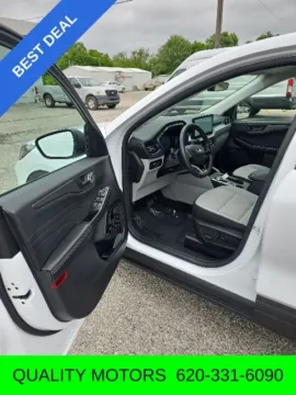 More photos of 2024 Ford Escape Active at Quality Motors Chrysler Dodge Jeep Ram, KS