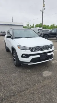 White 2026 Jeep Compass Limited for sale in Independence, KS