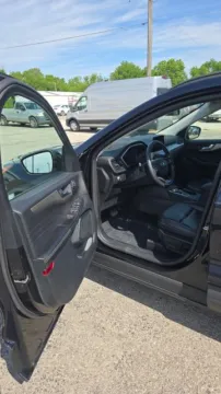 More photos of 2021 Ford Escape SEL at Quality Motors Chrysler Dodge Jeep Ram, KS