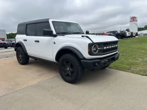 Photos of 2024 Ford Bronco Black Diamond for sale in Independence, KS at Quality Motors Chrysler Dodge Jeep Ram