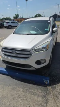White 2018 Ford Escape SEL for sale in Independence, KS