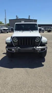 Photos of 2022 Jeep Gladiator Sport for sale in Independence, KS at Quality Motors Chrysler Dodge Jeep Ram