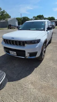 White 2021 Jeep Grand Cherokee L Limited for sale in Independence, KS