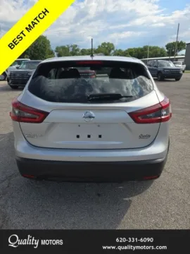 More photos of 2021 Nissan Rogue Sport S at Quality Motors Chrysler Dodge Jeep Ram, KS