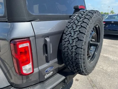 More photos of 2023 Ford Bronco Black Diamond at Quality Motors Chrysler Dodge Jeep Ram, KS