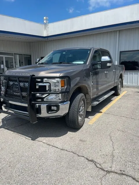 Gray 2020 Ford F-250SD XLT for sale in Independence, KS