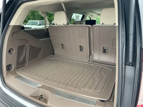More photos of 2023 GMC Yukon XL Denali at Quality Motors Chrysler Dodge Jeep Ram, KS