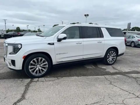 White 2023 GMC Yukon XL Denali for sale in Independence, KS
