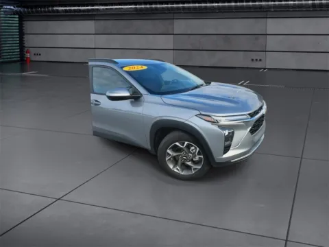 Photos of 2024 Chevrolet Trax LT for sale in Michigan City, IN at Graff Chevrolet GMC of Michigan City