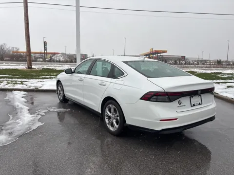More photos of 2023 Honda Accord LX at Graff Chevrolet GMC of Michigan City, IN