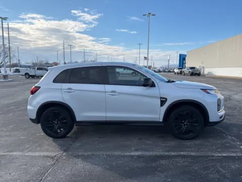More photos of 2022 Mitsubishi Outlander Sport 2.0 ES at Graff Chevrolet GMC of Michigan City, IN