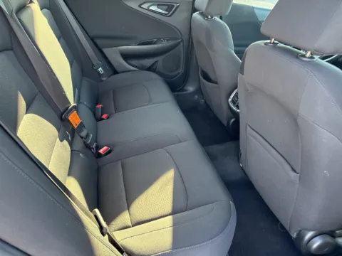 More photos of 2018 Chevrolet Malibu LT at Graff Chevrolet GMC of Michigan City, IN