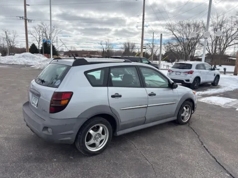 More photos of 2008 Pontiac Vibe at Graff Chevrolet GMC of Michigan City, IN