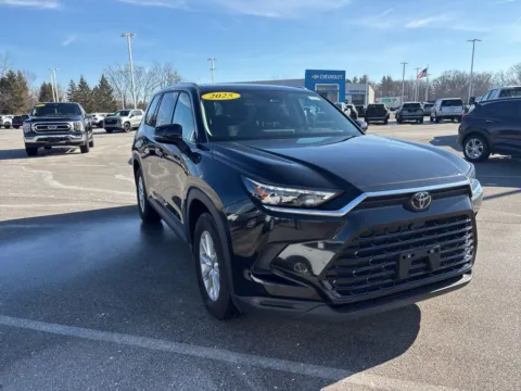 Another view of 2025 Toyota Grand Highlander XLE for sale in Michigan City, IN at Graff Chevrolet GMC of Michigan City