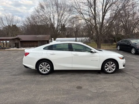 More photos of 2024 Chevrolet Malibu LT at Graff Chevrolet GMC of Michigan City, IN