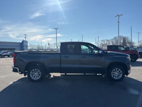 More photos of 2020 Chevrolet Silverado 1500 LT at Graff Chevrolet GMC of Michigan City, IN