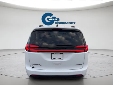 More photos of 2025 Chrysler Pacifica Limited at Graff Chevrolet GMC of Michigan City, IN