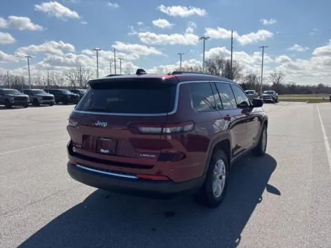 More photos of 2021 Jeep Grand Cherokee L Laredo at Graff Chevrolet GMC of Michigan City, IN