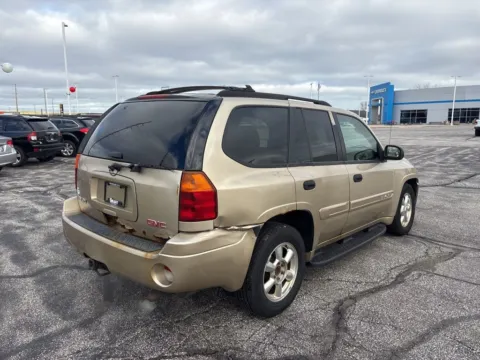 More photos of 2005 GMC Envoy SLE at Graff Chevrolet GMC of Michigan City, IN