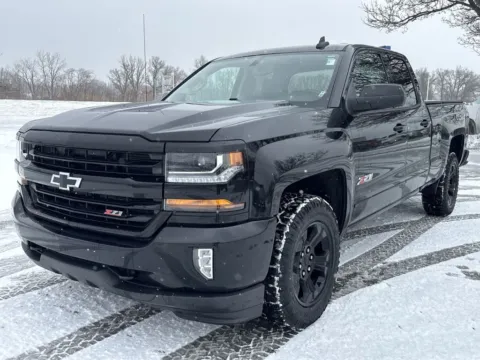 More photos of 2017 Chevrolet Silverado 1500 LT at Graff Chevrolet GMC of Michigan City, IN