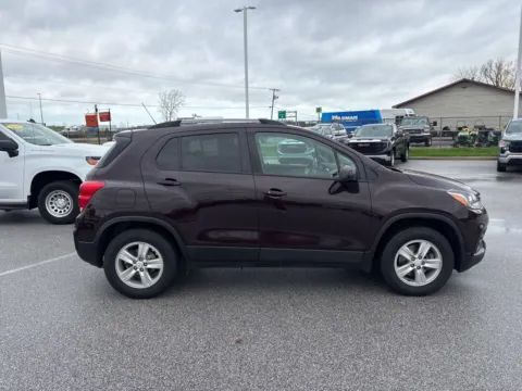 More photos of 2022 Chevrolet Trax LT at Graff Chevrolet GMC of Michigan City, IN