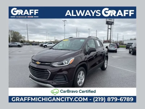 Black 2022 Chevrolet Trax LT for sale in Michigan City, IN
