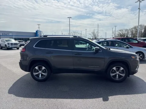 More photos of 2020 Jeep Cherokee Limited at Graff Chevrolet GMC of Michigan City, IN