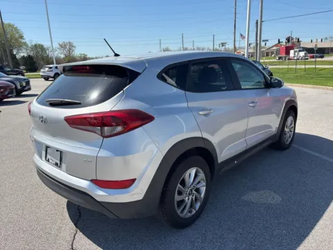 More photos of 2018 Hyundai Tucson SE at Graff Chevrolet GMC of Michigan City, IN