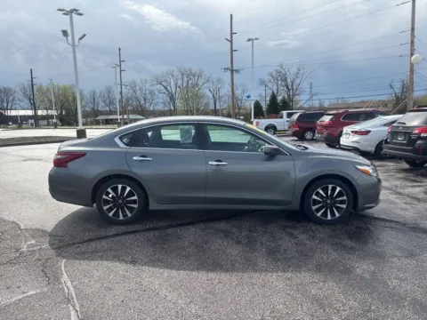 More photos of 2018 Nissan Altima 2.5 SV at Graff Chevrolet GMC of Michigan City, IN