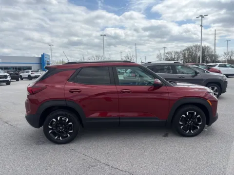 More photos of 2022 Chevrolet TrailBlazer LT at Graff Chevrolet GMC of Michigan City, IN