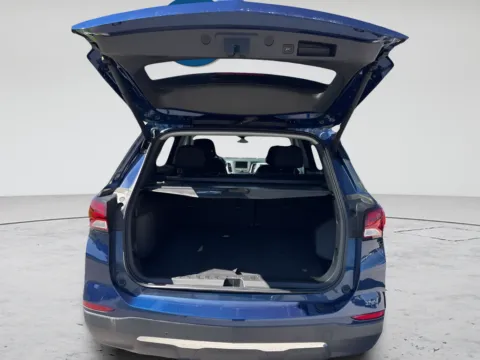 More photos of 2022 Chevrolet Equinox LT at Graff Chevrolet GMC of Michigan City, IN
