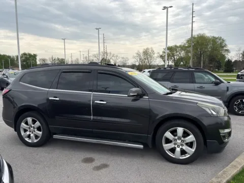 More photos of 2016 Chevrolet Traverse LT at Graff Chevrolet GMC of Michigan City, IN