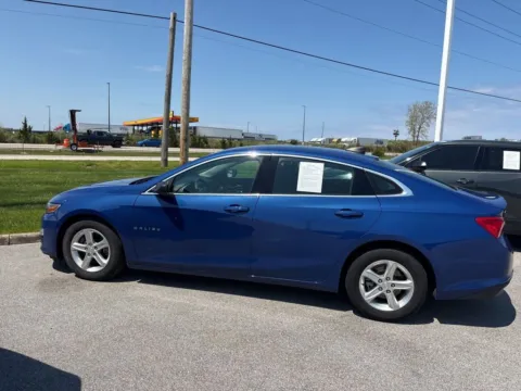 More photos of 2023 Chevrolet Malibu LS at Graff Chevrolet GMC of Michigan City, IN