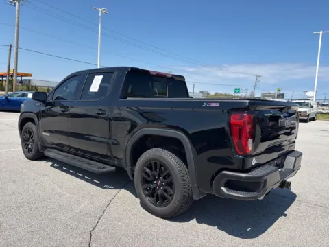 More photos of 2020 GMC Sierra 1500 Elevation at Graff Chevrolet GMC of Michigan City, IN