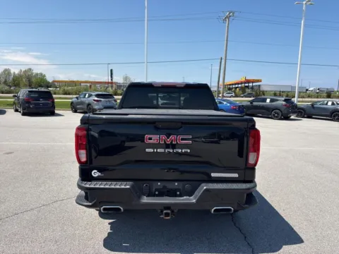 More photos of 2020 GMC Sierra 1500 Elevation at Graff Chevrolet GMC of Michigan City, IN