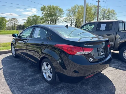 More photos of 2012 Hyundai Elantra GLS at Graff Chevrolet GMC of Michigan City, IN