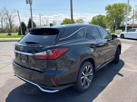 More photos of 2018 Lexus RX 450hL Premium at Graff Chevrolet GMC of Michigan City, IN