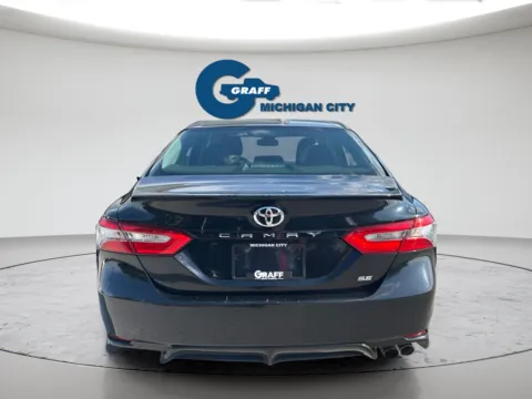 More photos of 2018 Toyota Camry SE at Graff Chevrolet GMC of Michigan City, IN