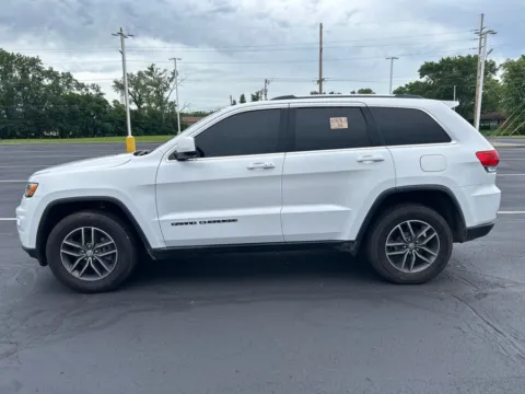 Photos of 2018 Jeep Grand Cherokee Laredo E for sale in Michigan City, IN at Graff Chevrolet GMC of Michigan City