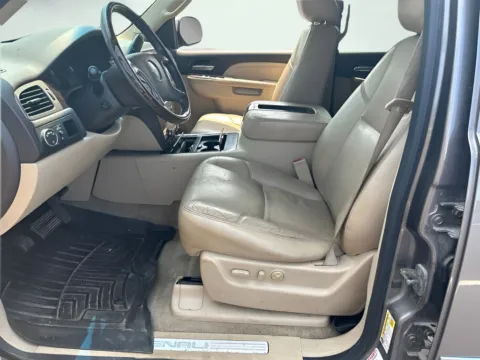 More photos of 2012 GMC Yukon XL Denali at Graff Chevrolet GMC of Michigan City, IN