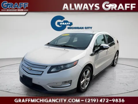 White 2013 Chevrolet Volt for sale in Michigan City, IN