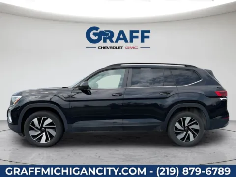 Photos of 2026 Volkswagen Atlas SE w/Technology for sale in Michigan City, IN at Graff Chevrolet GMC of Michigan City