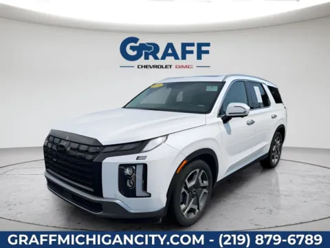 White 2024 Hyundai Palisade Limited for sale in Michigan City, IN