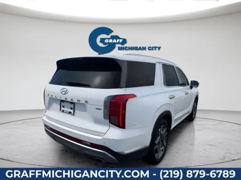 More photos of 2024 Hyundai Palisade Limited at Graff Chevrolet GMC of Michigan City, IN
