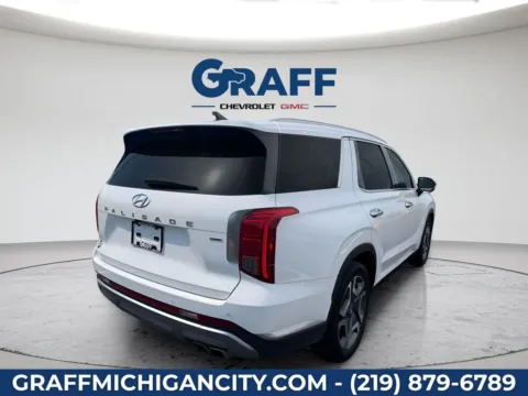 More photos of 2024 Hyundai Palisade Limited at Graff Chevrolet GMC of Michigan City, IN