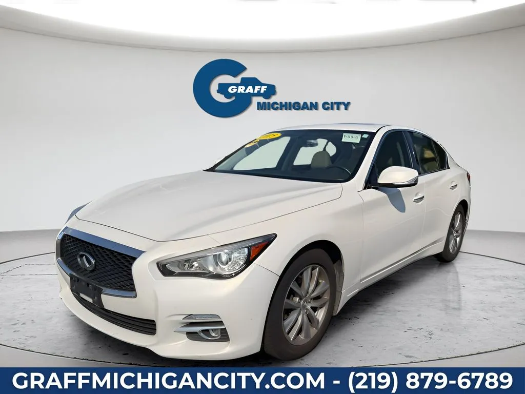 2015 INFINITI Q50 Premium for sale in Michigan City, IN