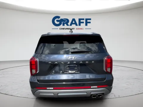 More photos of 2024 Hyundai Palisade Limited at Graff Chevrolet GMC of Michigan City, IN